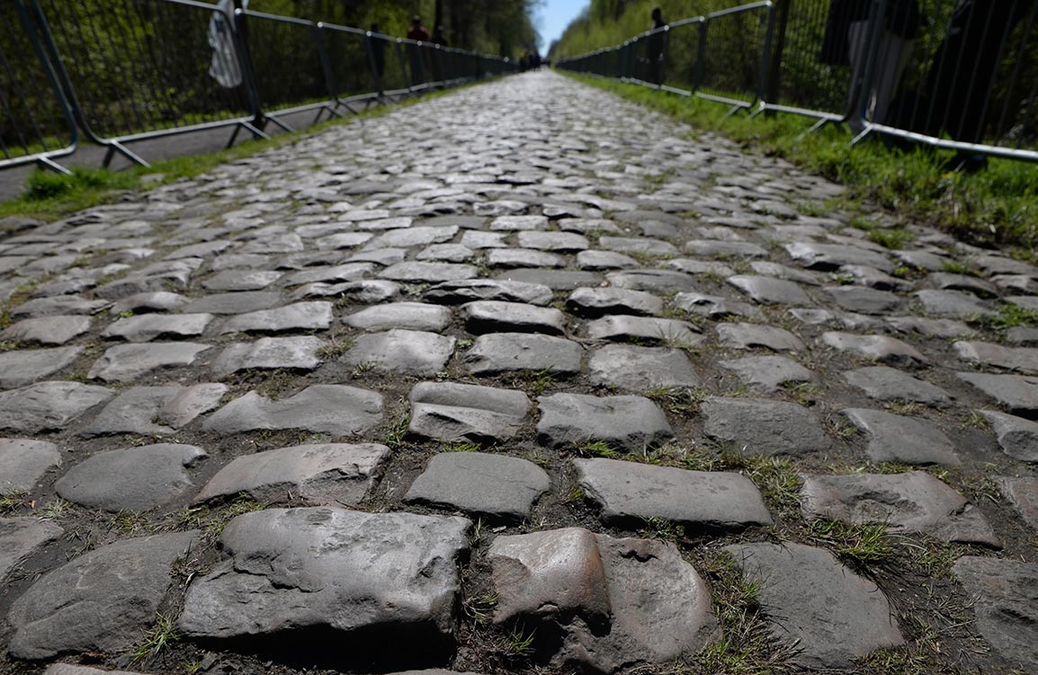 How to Take Cycling Performance from Ordinary to Extraordinary 9 cobblestones roubaix