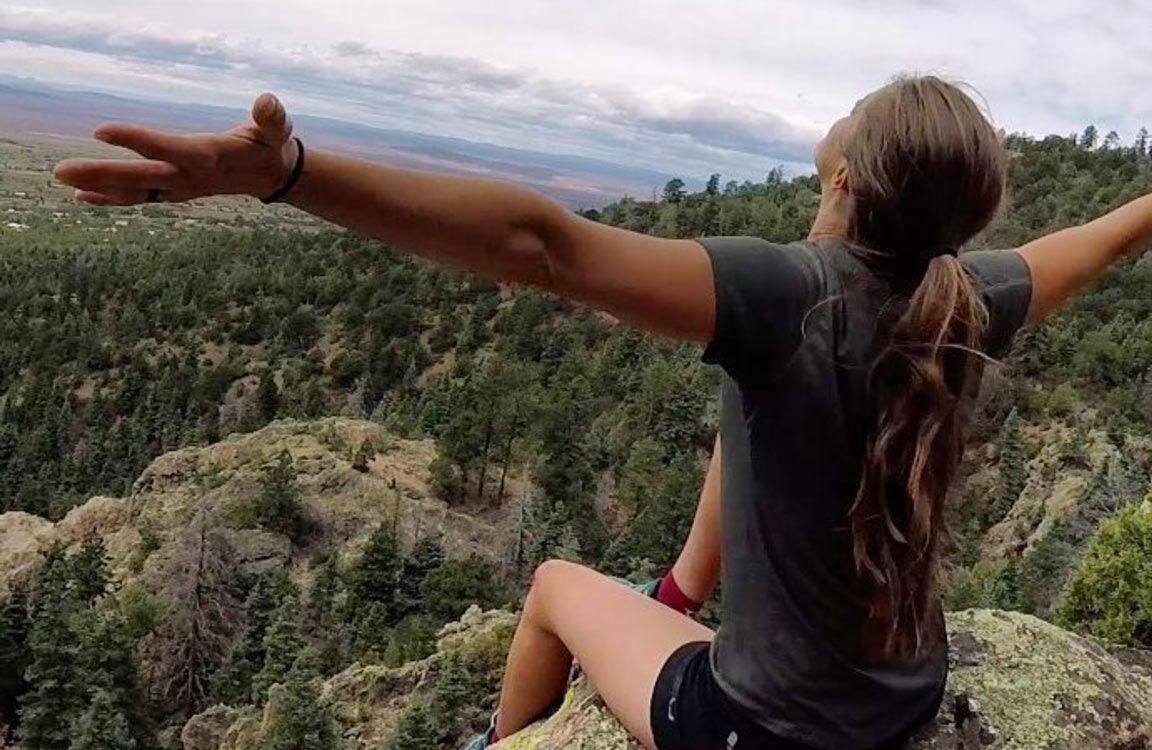 SydSchulz armsout