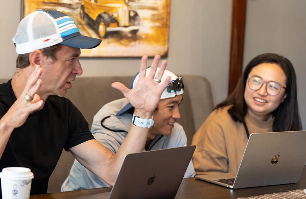 Last-Minute Western States Strategies From Coaches and Race Finishers 2 preparing for western states - pre race meeting