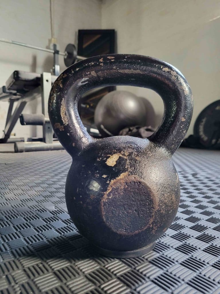 Recommended Home Strength Training Equipment for Ultrarunners 3 kettlebell