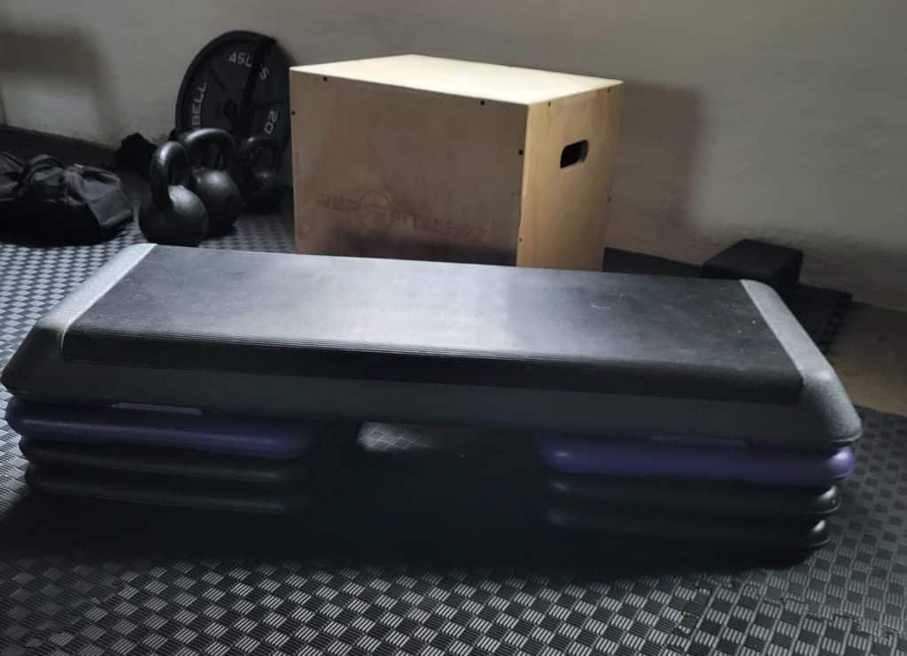 Recommended Home Strength Training Equipment for Ultrarunners 7 stepandbox sized rotated e1636422168138