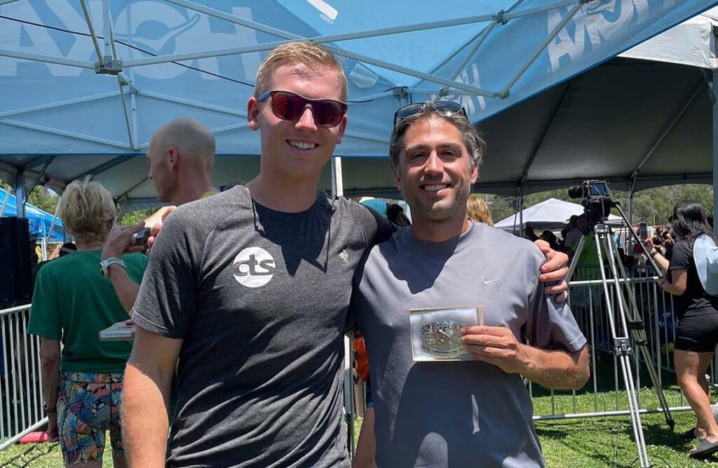 Mike Fakler and Coach Adam Ferdinandson with Western States buckle