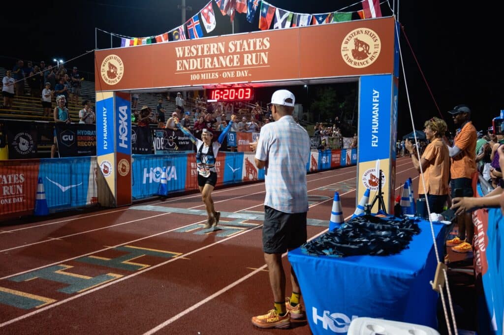 Fuhzao Xiang finishing Western States